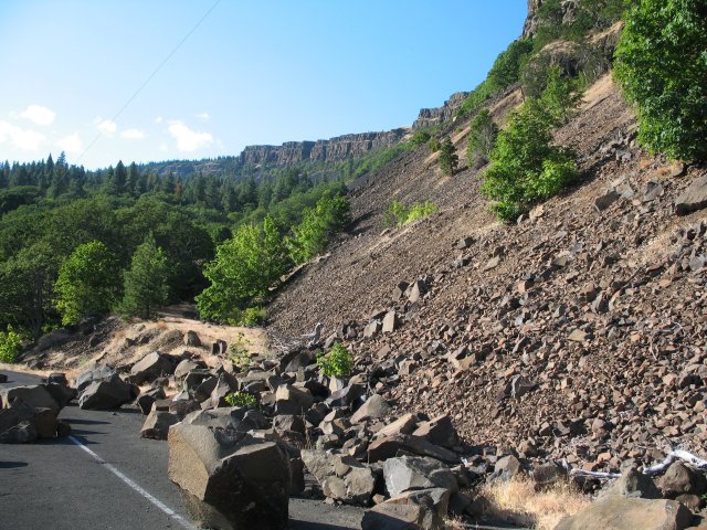 7.30.06 Coyote Wall, Labyrinth 174 